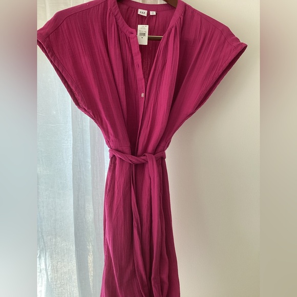 GAP Dresses & Skirts - NEW GAP Factory Deep Pink Maxi Dress
